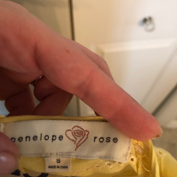 Dress - Picture 3 of 4